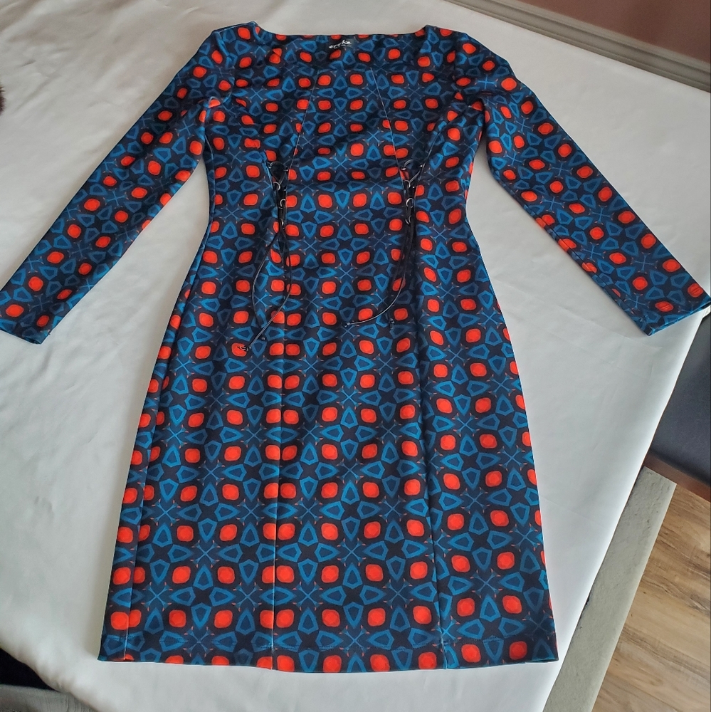 Eroke Italy A-line Dress Geometric Design Long Sleeve